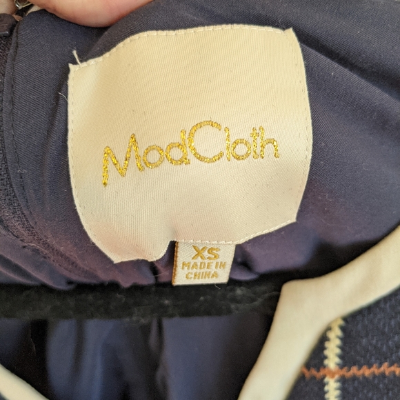 Modcloth Dress ASO Jess Day in New Girl - Picture 3 of 3